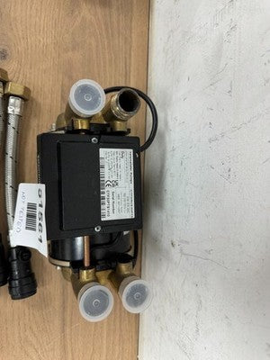 Salamander CT Force 30PS Single Shower Pump — Used (photo 2)