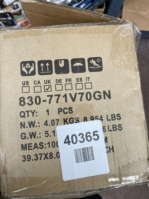 HOMCOM 5′ Artificial Pre-lit Christmas Tree CW-100LC-31V-T(830-771V70GN) — New (other) (photo 6)