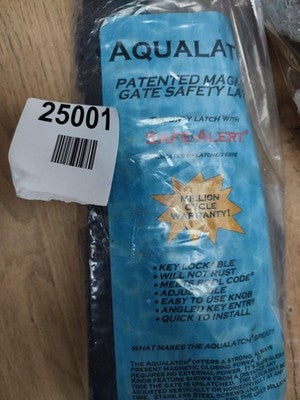 WATERWARDEN POOL SAFETY GATE SELF-CLOSING 4'(H) X 30"(W) — New (other) (photo 6)