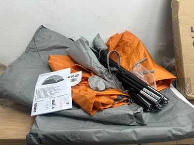 Amazon Basics Dome Camping Tent — New (other) (photo 2)