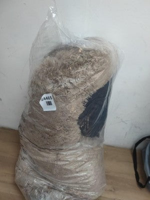 Plush rug brown — New (other) (photo 2)