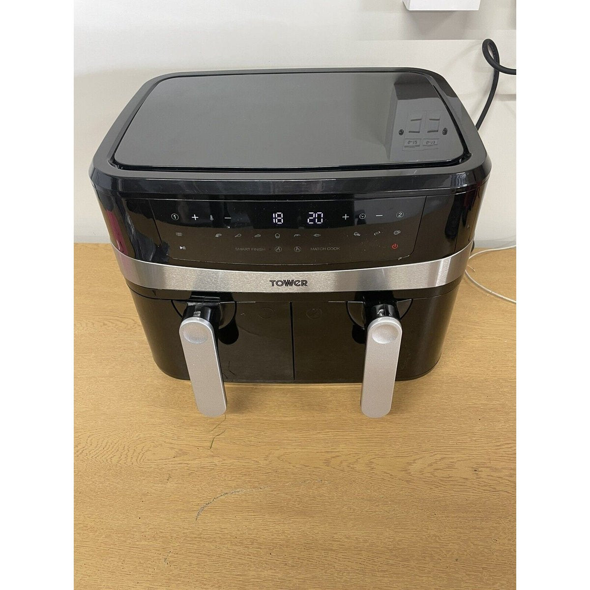 Tower Vortx 17lb Dual Basket Air Fryer T17088 - Brand New But Slightly Broken