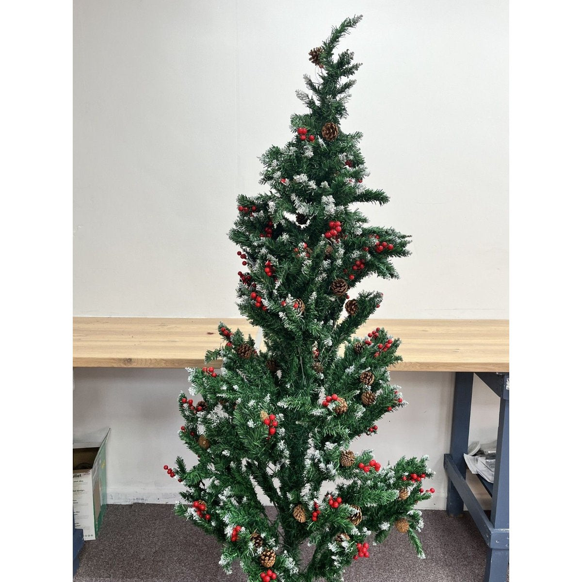 Christmas tree 2.1m