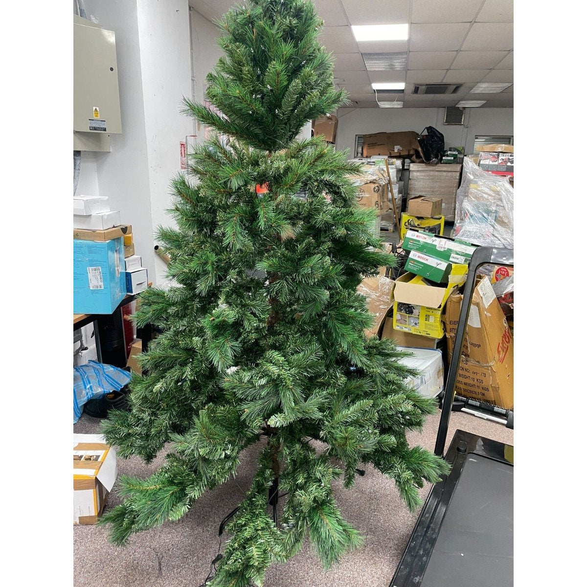 WeRChristmas Pre-Lit Victorian Pine Multi-Function Christmas Tree with 500 Warm