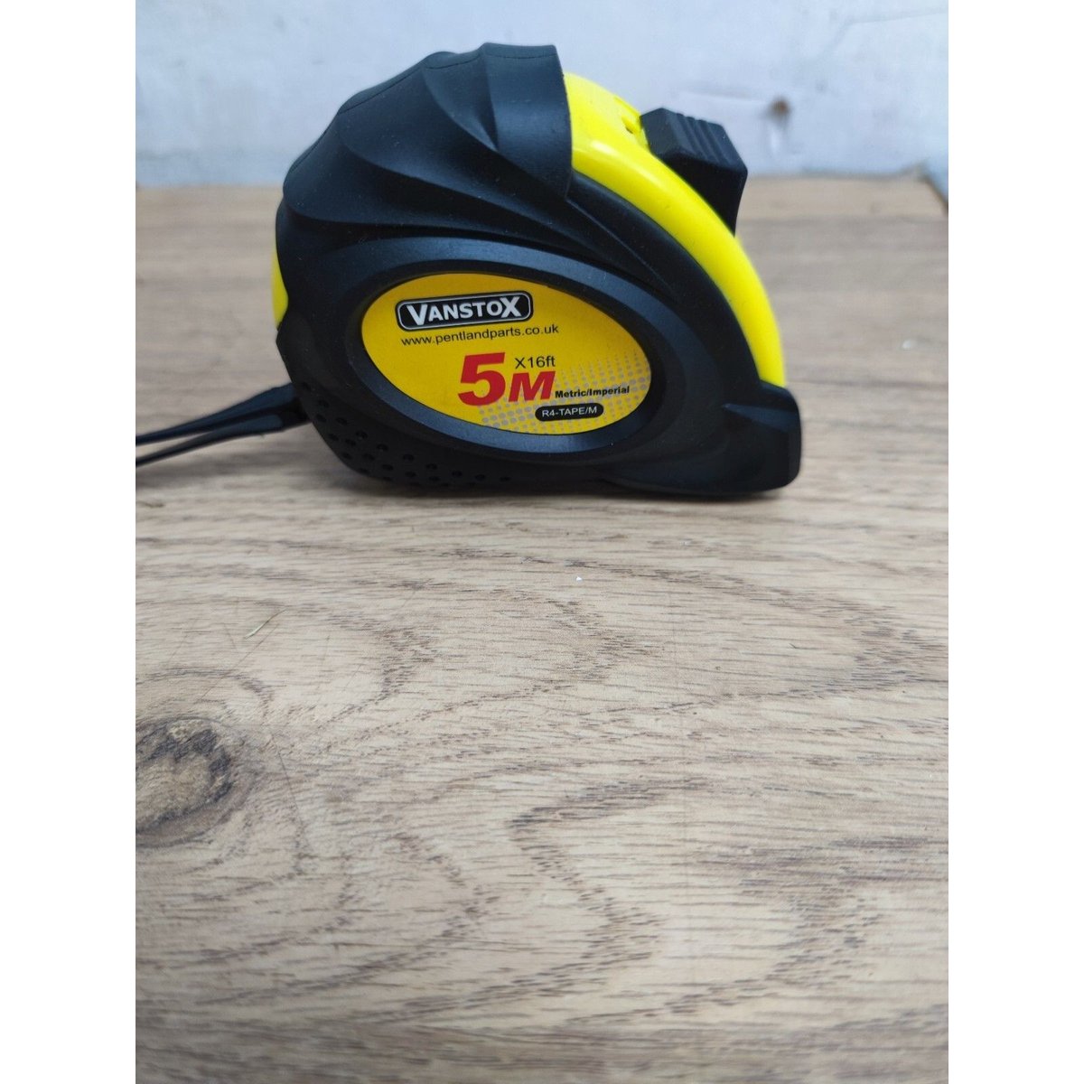 VANSTOX 5M TAPE MEASURE