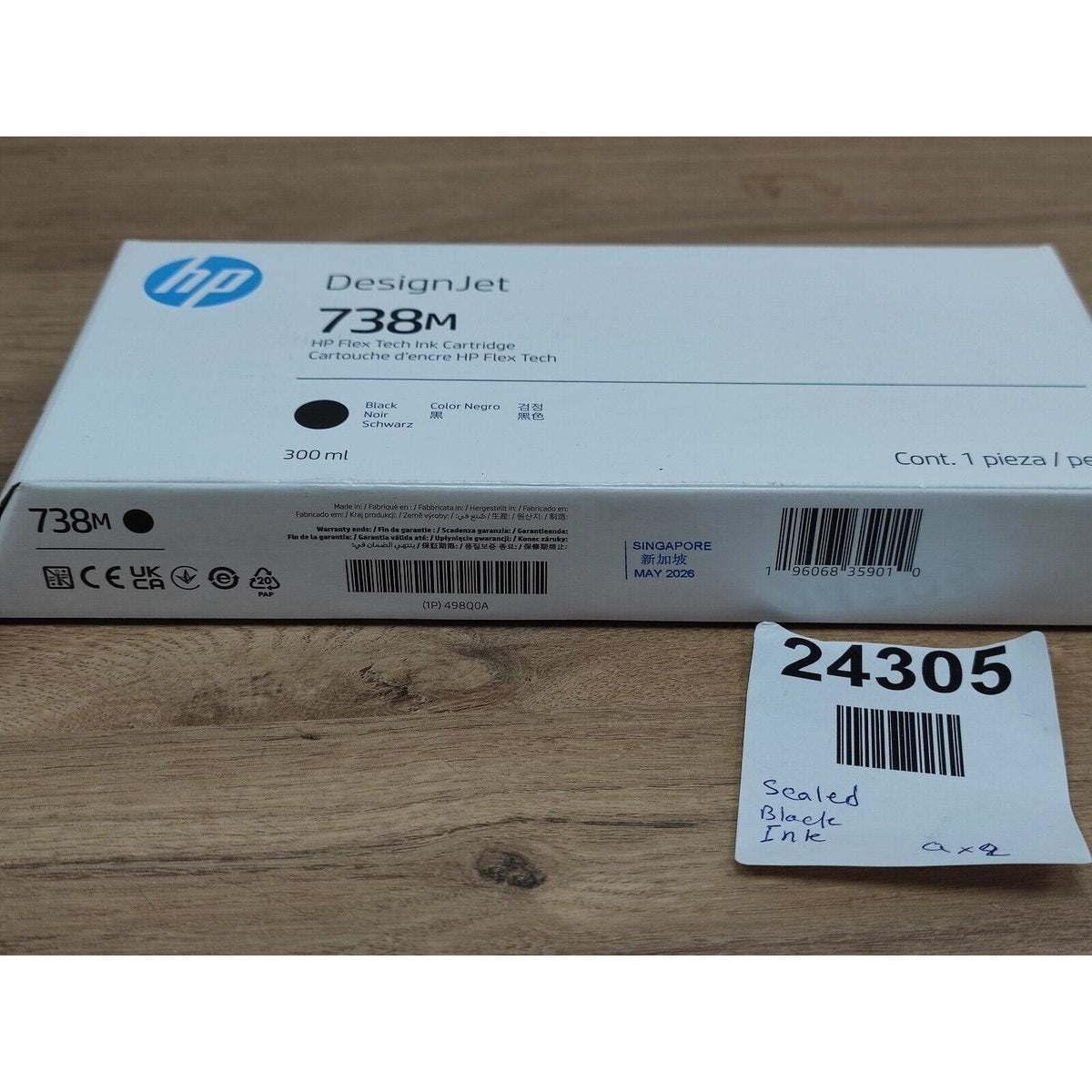 HP 738M Black DesignJet Ink Cartridge. - BLACK