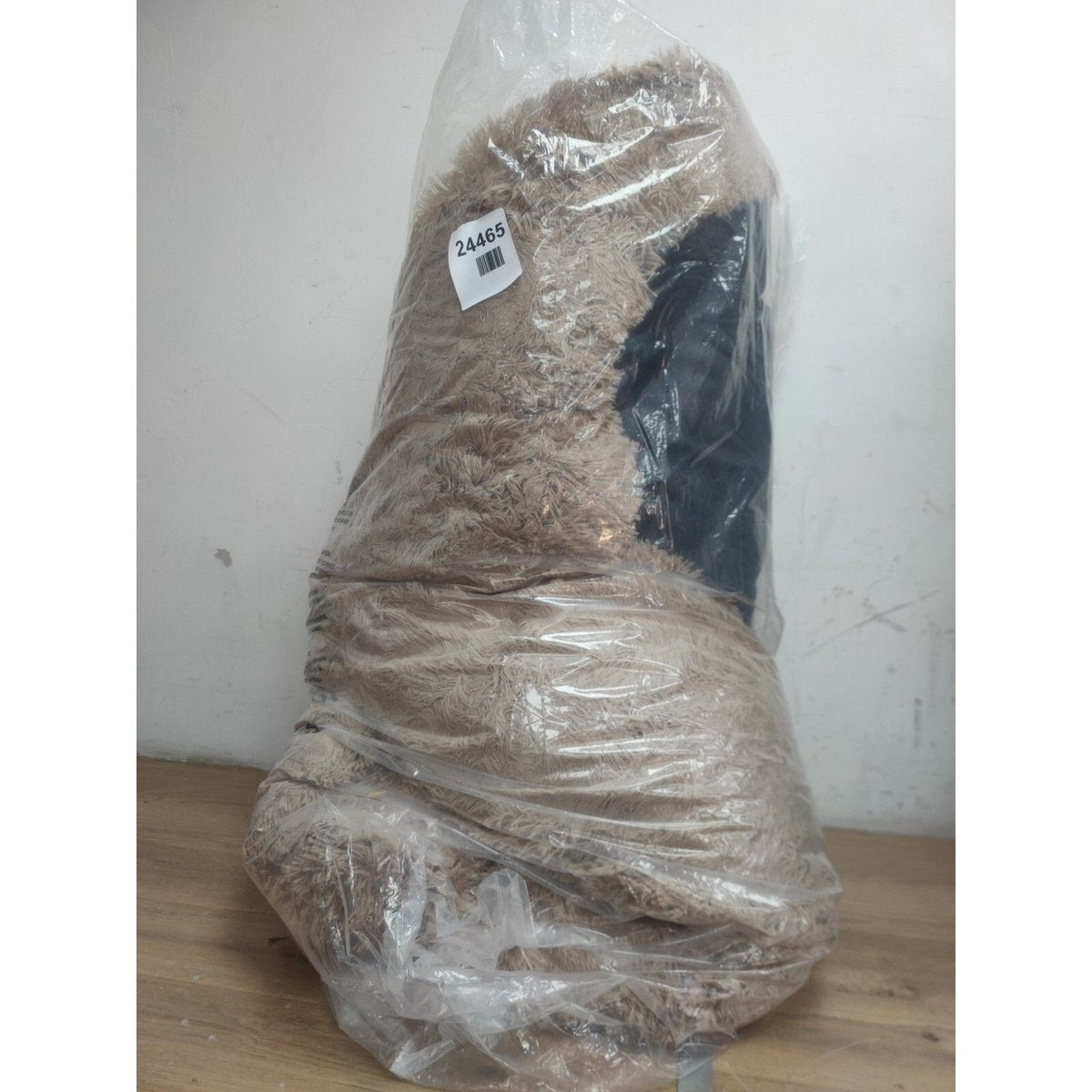 Plush rug brown