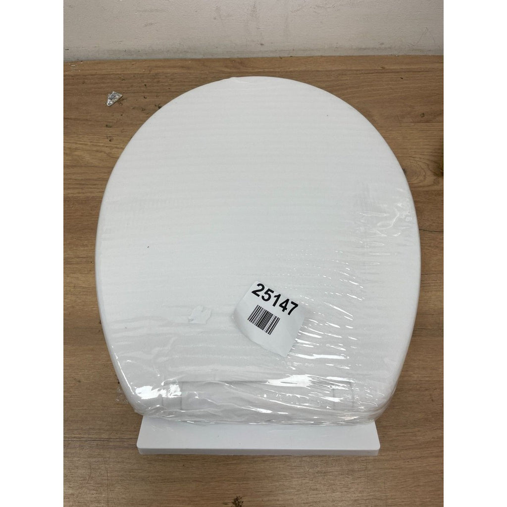Toilet seat - Missing Fittings