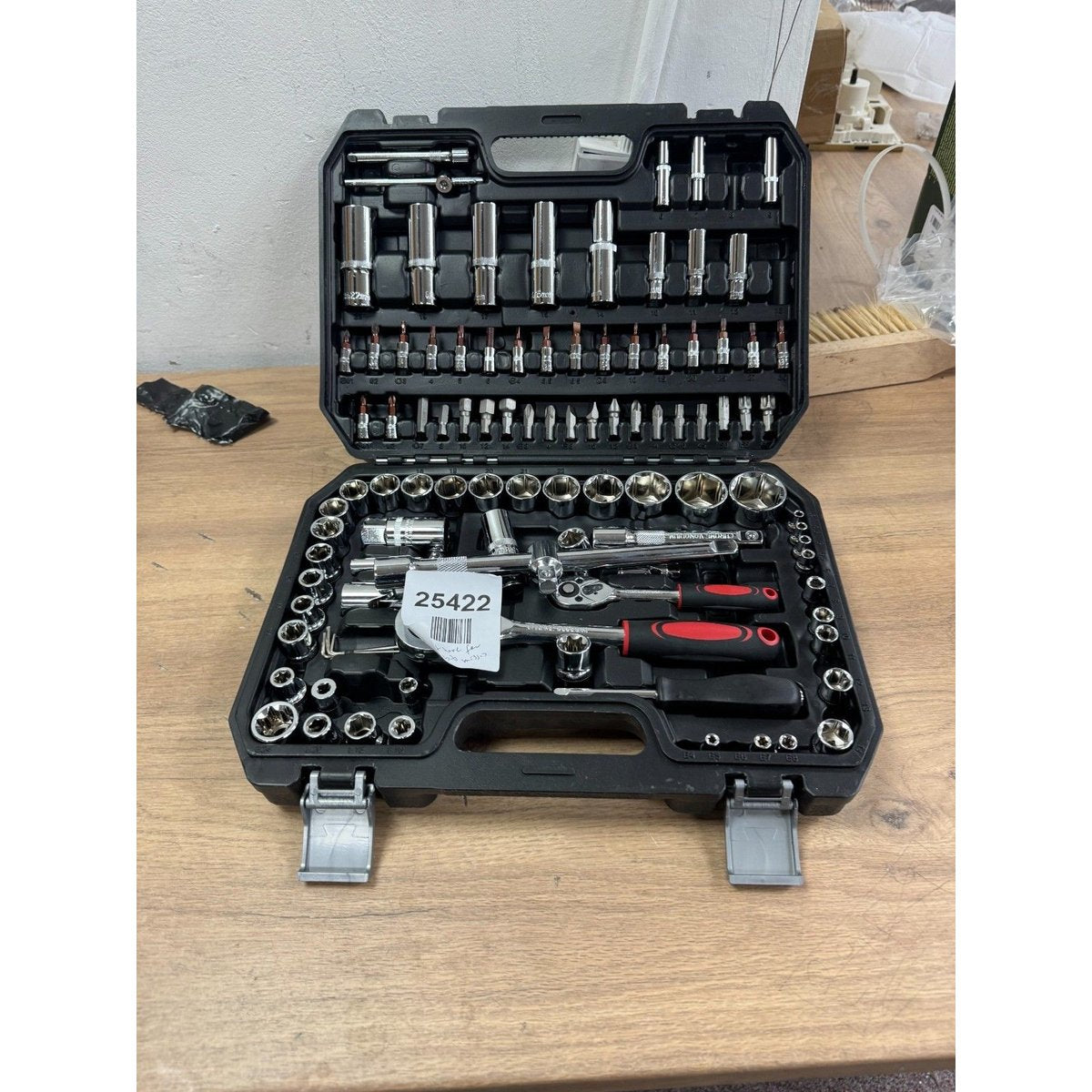 Socket Set Kit Mechanics Tool Ratchet Wrench Car Repair Toolset W/ Case