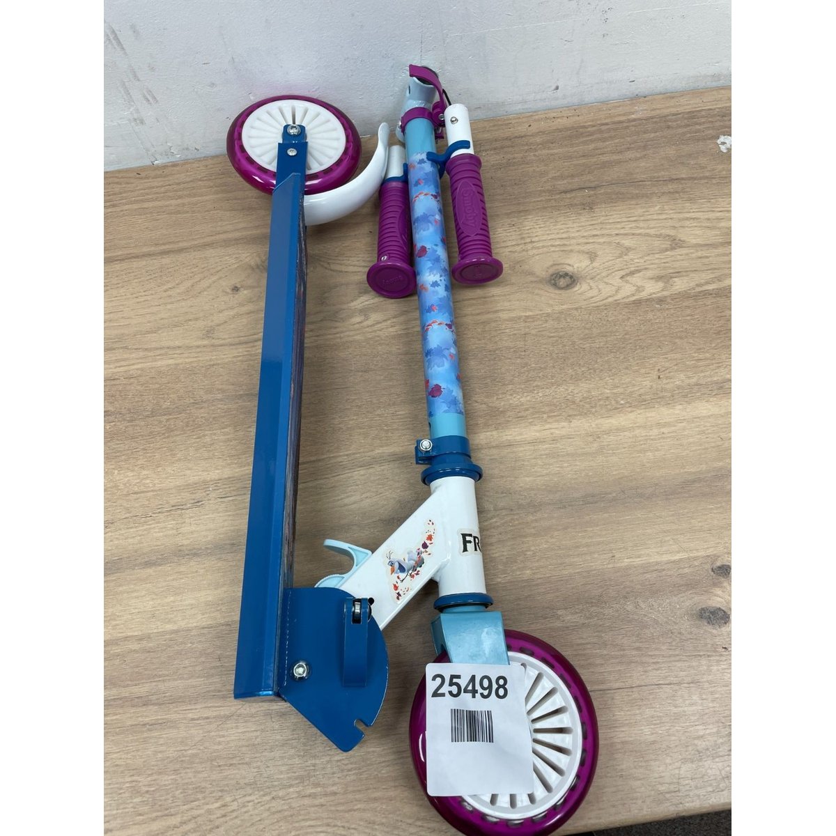 Frozen foldable scooter