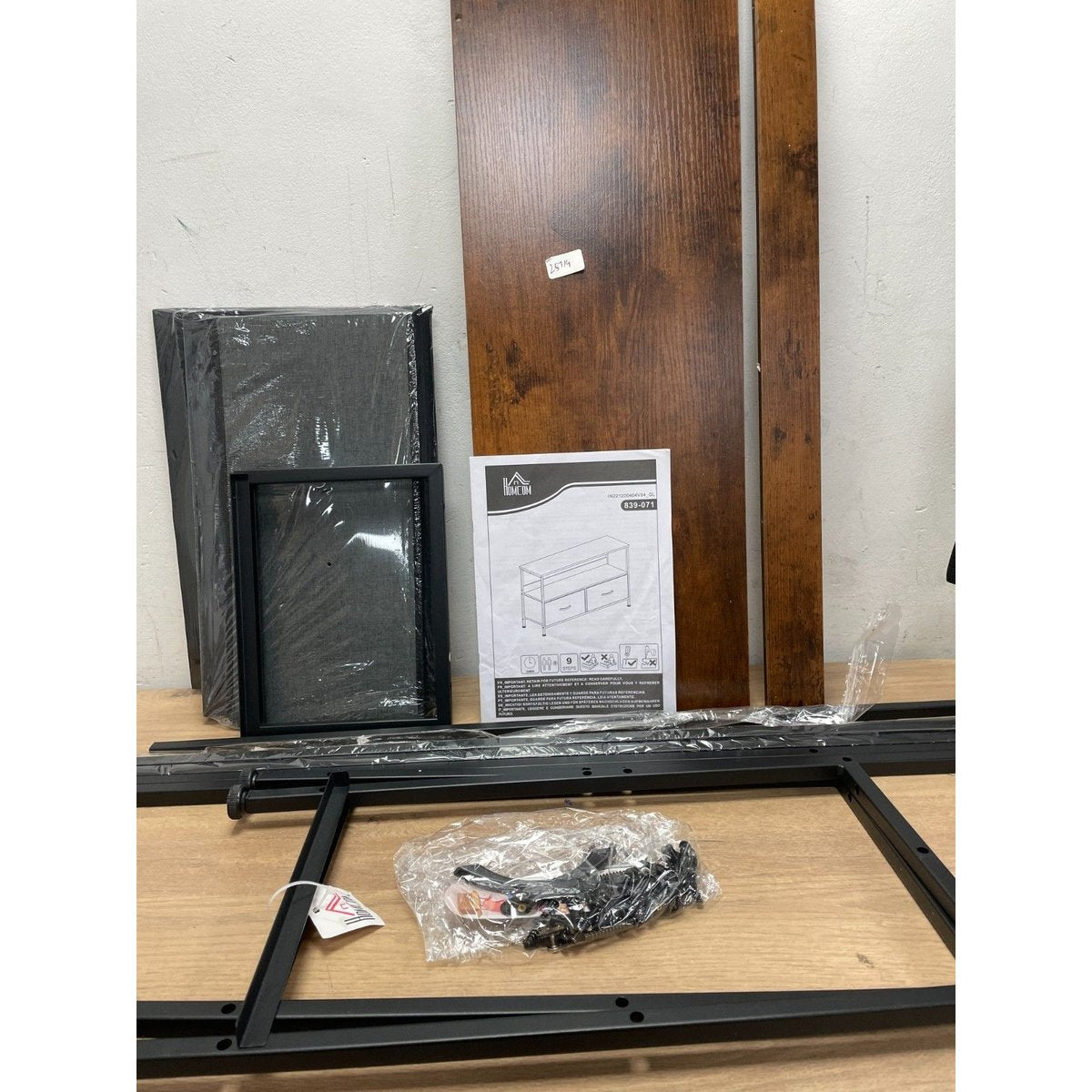 HOMCOM 839-071 TV Cabinet