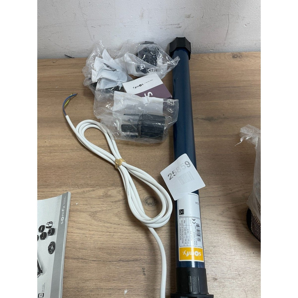 Somfy (406A2 SONESSE RTS 6/24 FC0.5M) motor