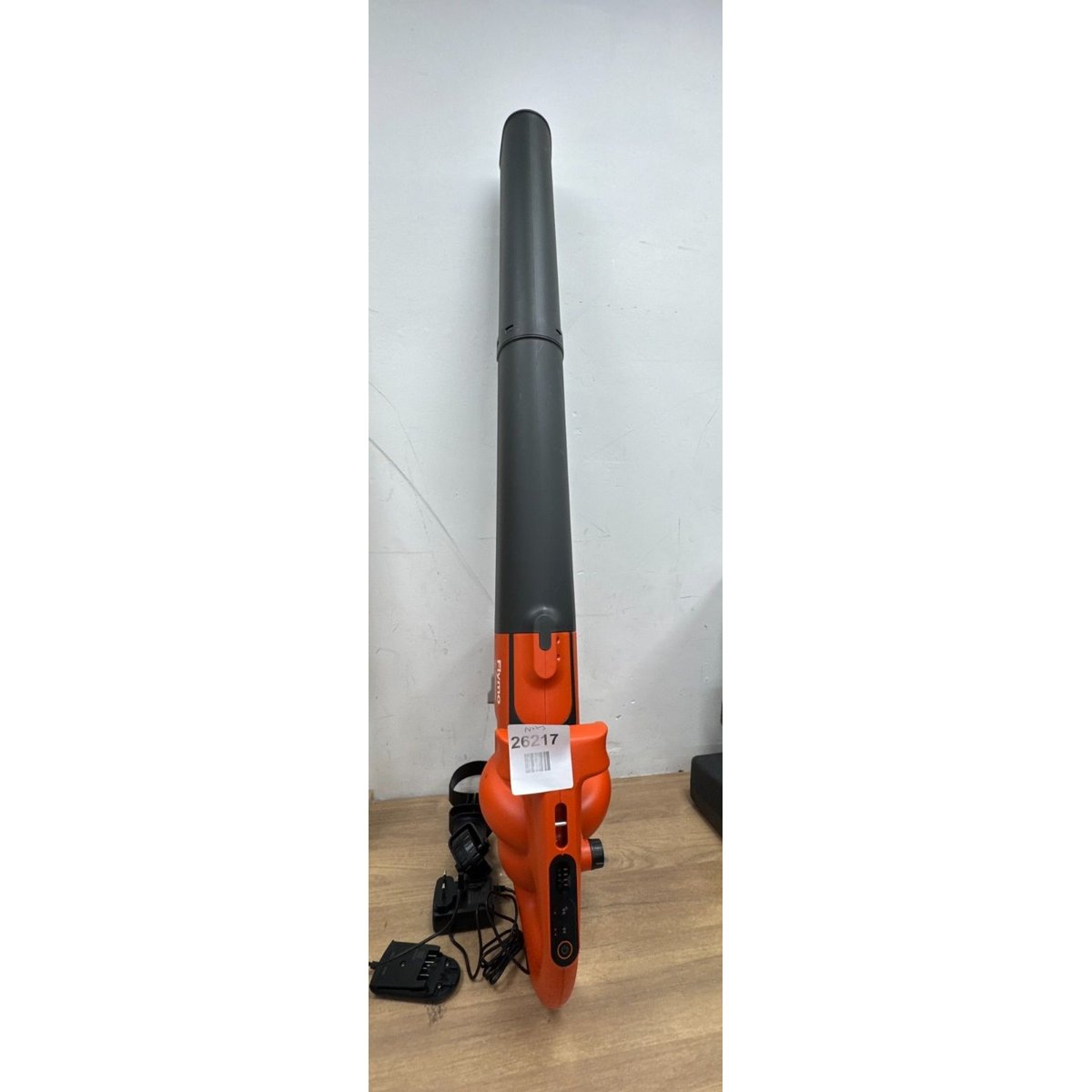 Flymo 18V EasiBlowVac Cordless Leaf Blower & Vacuum