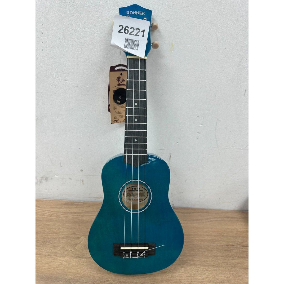 Donner Soprano Ukulele Spruce Dus-3 21 Inch With Set Strap