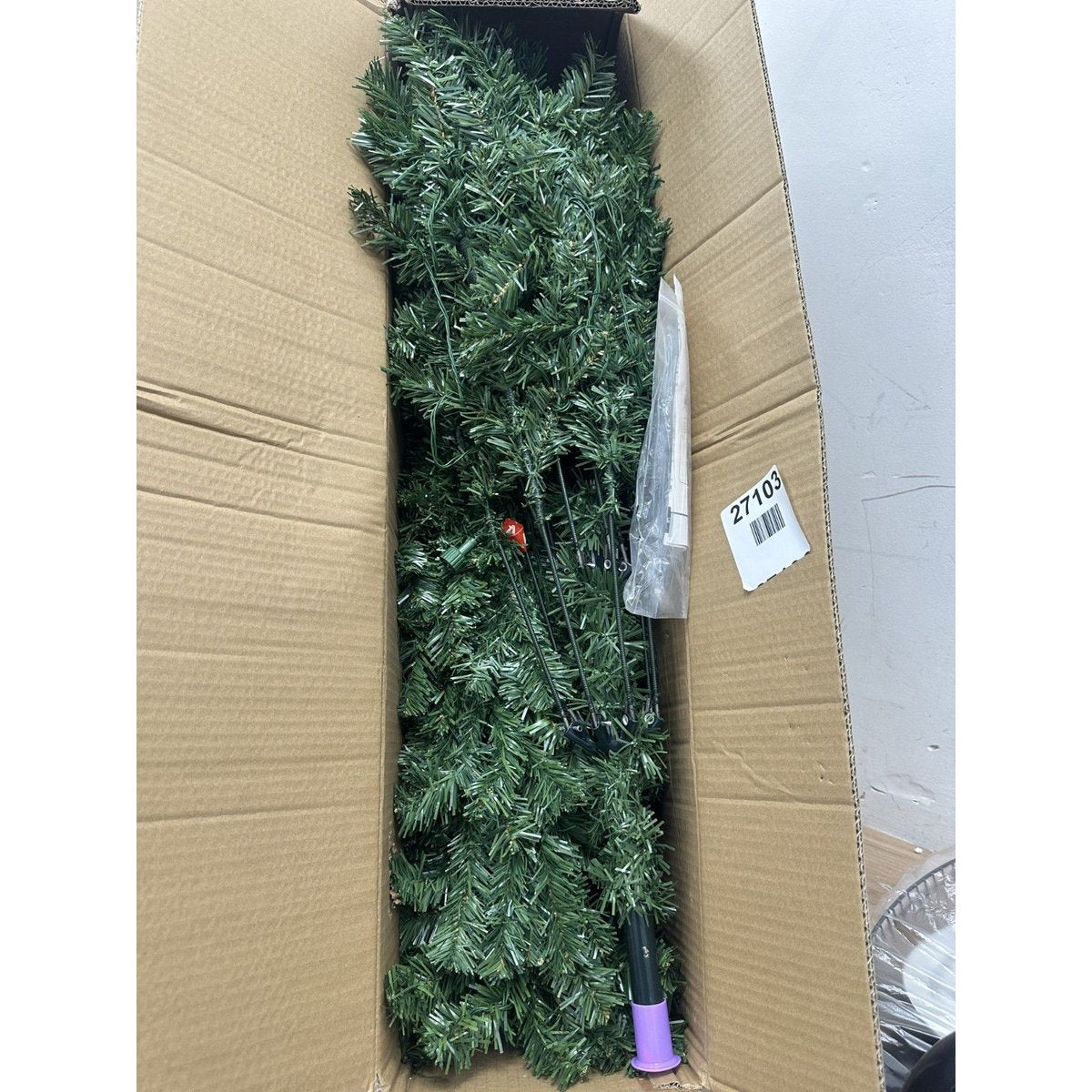 Habitat 8587154 Pre-Lighted Tree 6ft - Green