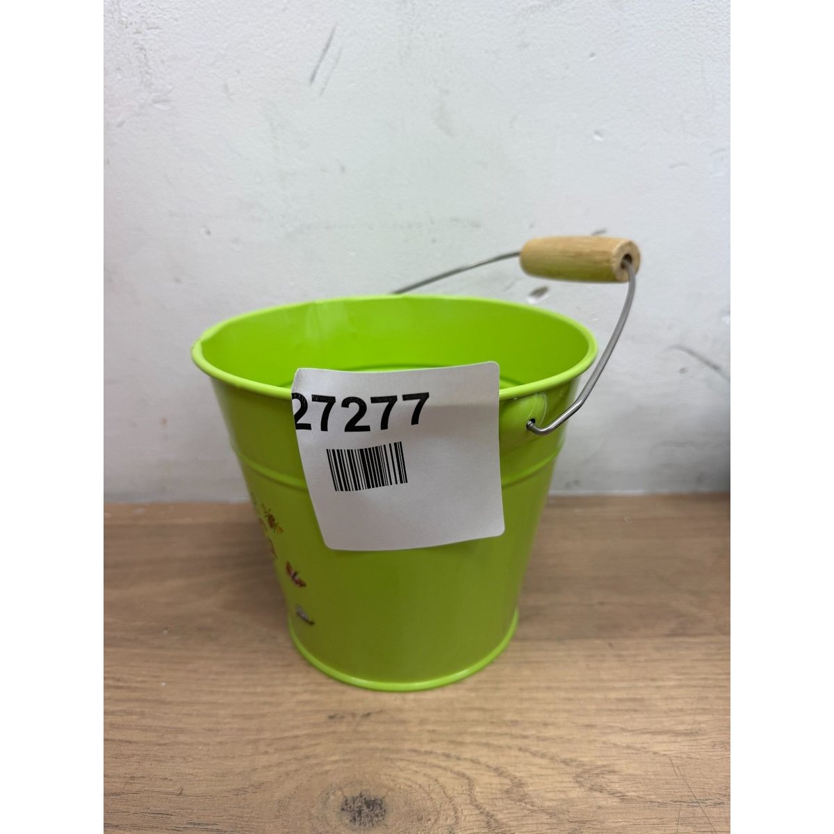Eric carleThe Very Hungry Caterpillar Children's Metal Bucket