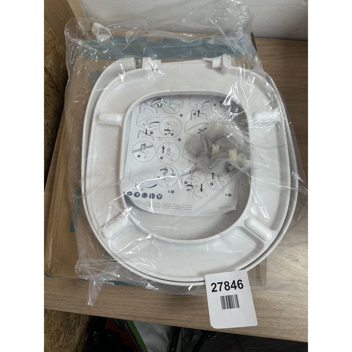 Premier Safira D Shaped Soft-Close Toilet Seat and Cover - White (NTS002 )