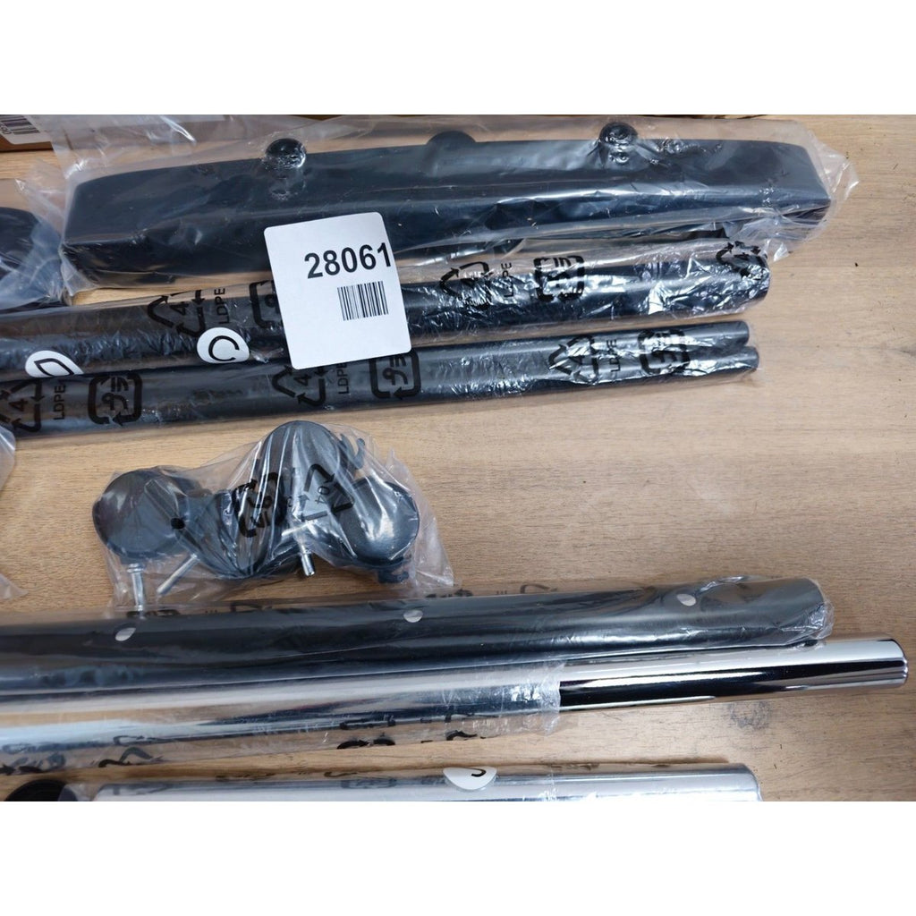 Amazon Basics Heavy Duty Clothes Rail Garment Rail — New (other)