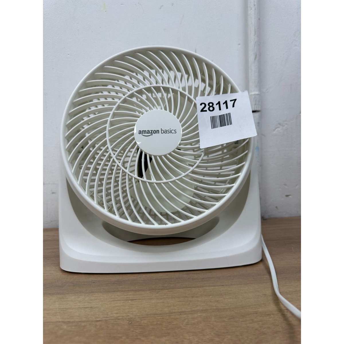 Amazon Basics Portable Desk Fan 7 Inch Quiet Operation Cooling 3 Speed White