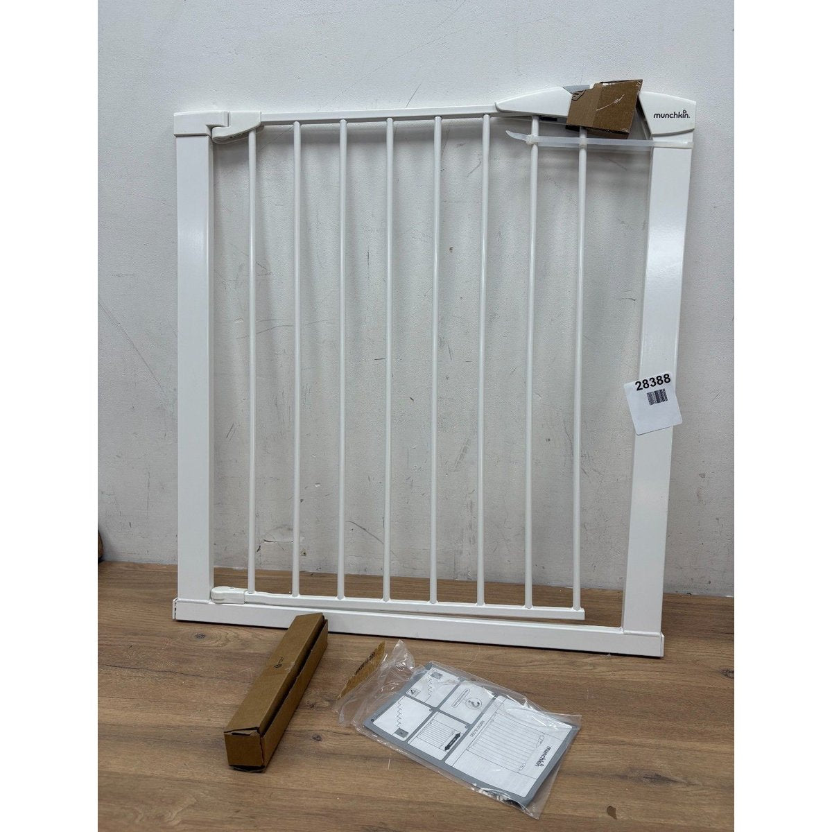 Munchkin Maxi Secure, Safety  Door ,Stair Gate, Pressure Fit, 76-82cm