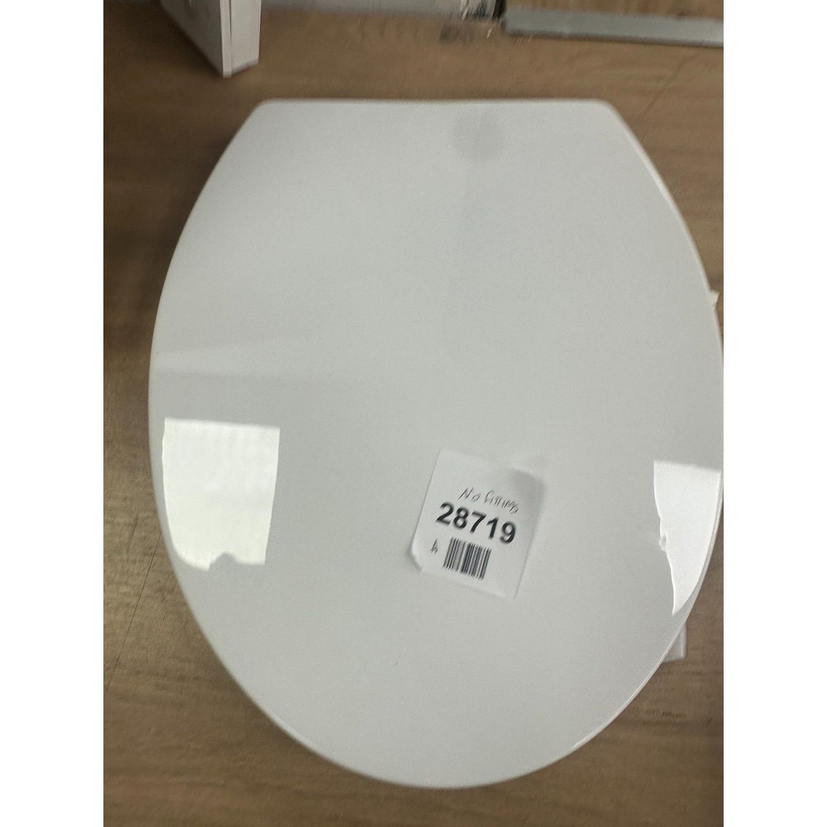 CUQOO Oval Toilet Seat Soft Close with Quick Release Hinges- No fittings