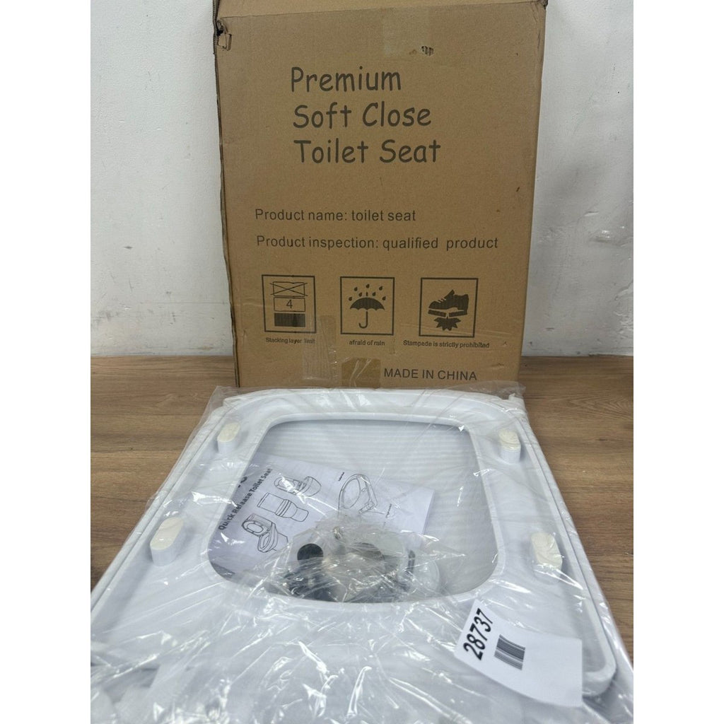 Vivo Soft Close Toilet Seat Easy Installation, Hygiene+, D-Shaped