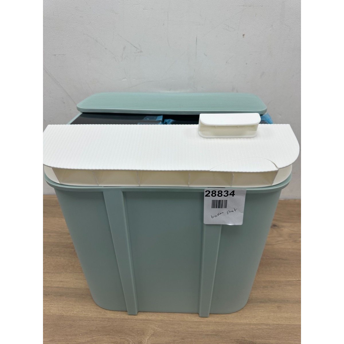 Pawhut cat litter box D31-050