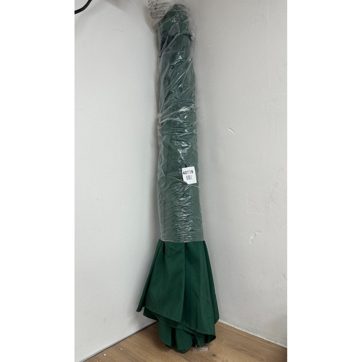 Outsunny 2.7m Umbrella Parasol - Dark Green