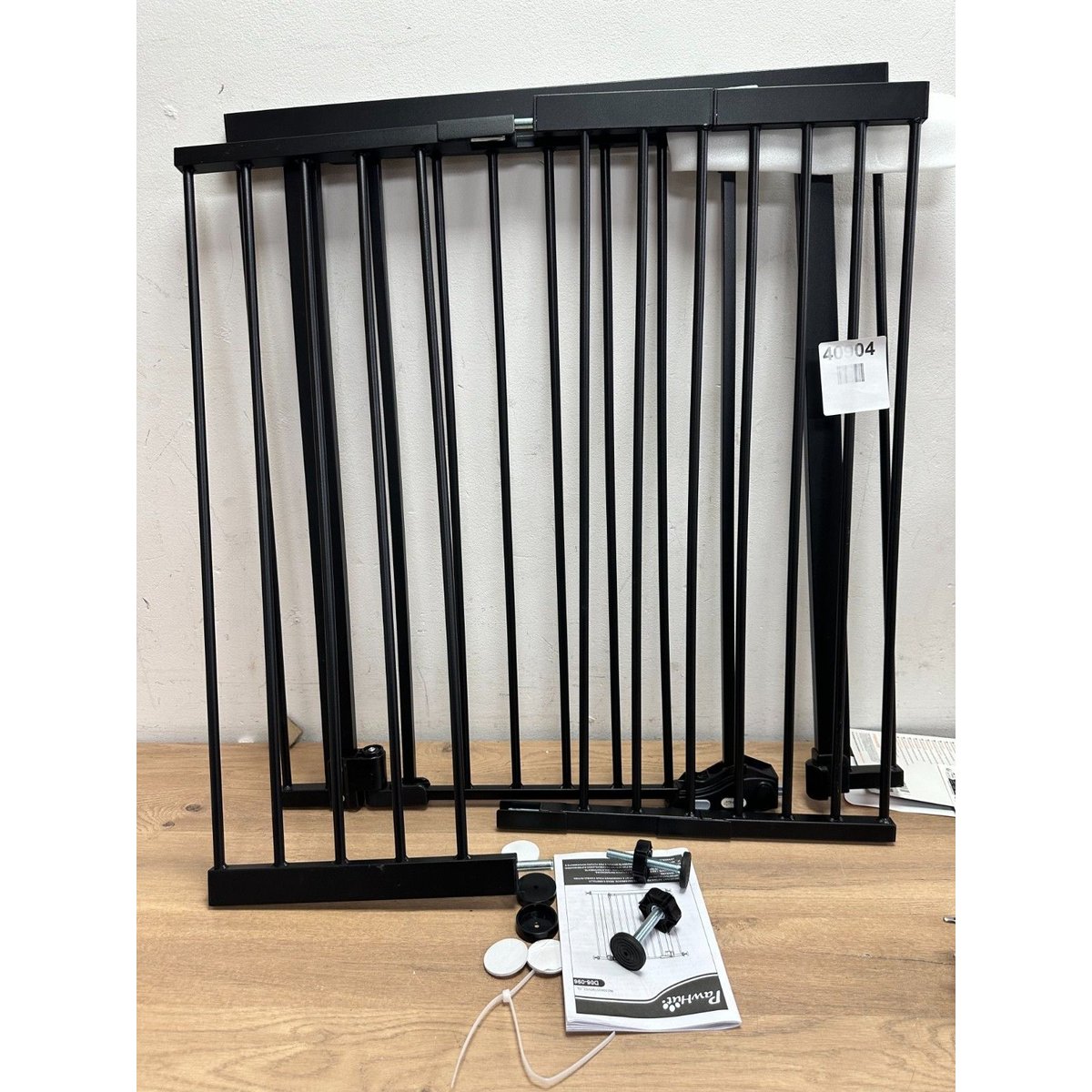 PawHut Dog Gate Stair Gate Pressure Fit Pets Barrier Black,  D06-096