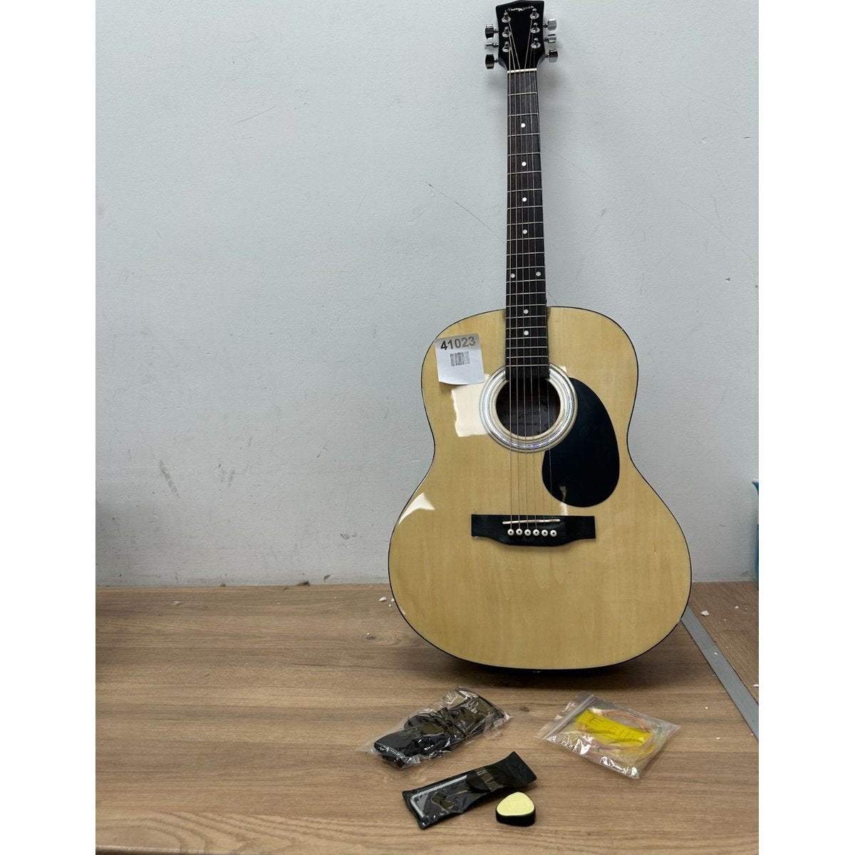Martin Smith W-101-N-PK Acoustic Guitar Kit