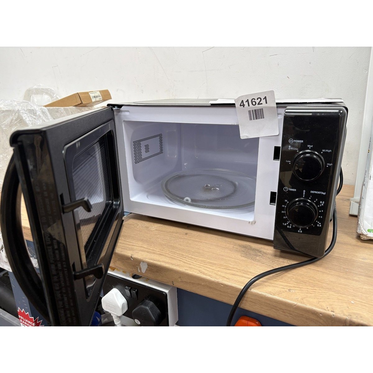 Swan SM4420BLK - 20L 700W Microwave