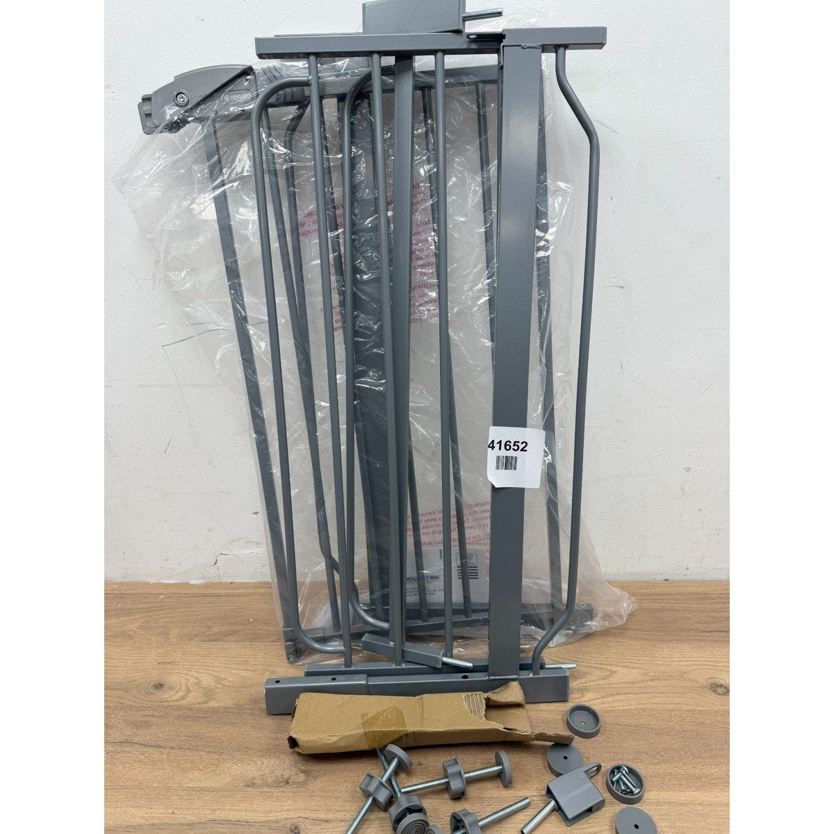 Regalo Metal Walk-Through Safety Gate 1164E EW DS