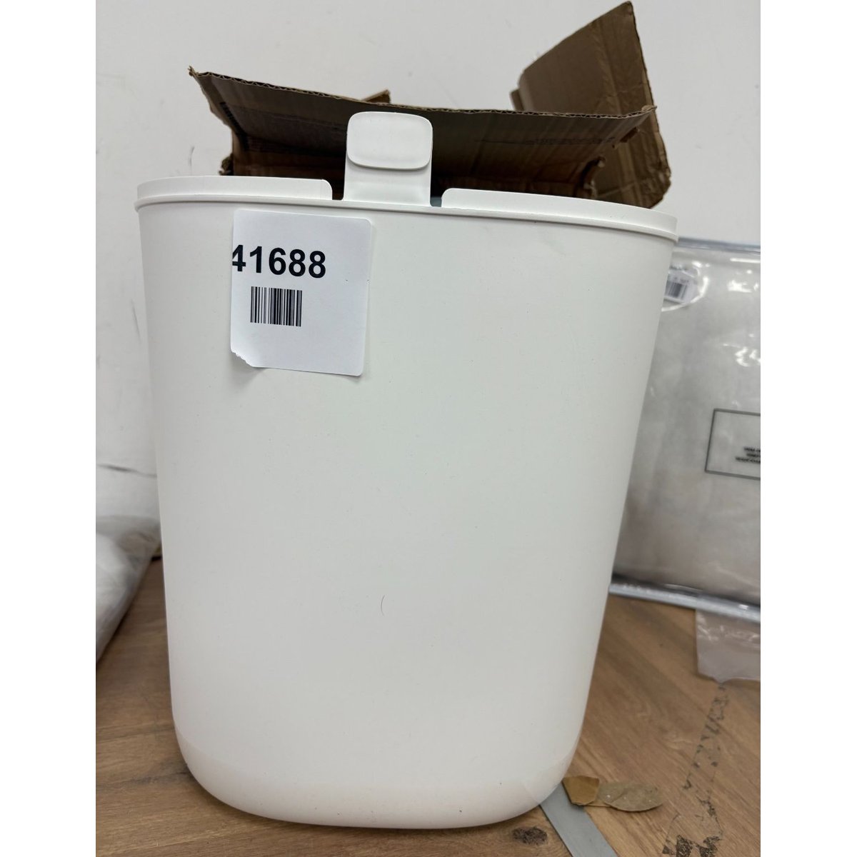 Tommee Tippee Twist & Click Advanced Nappy Bin