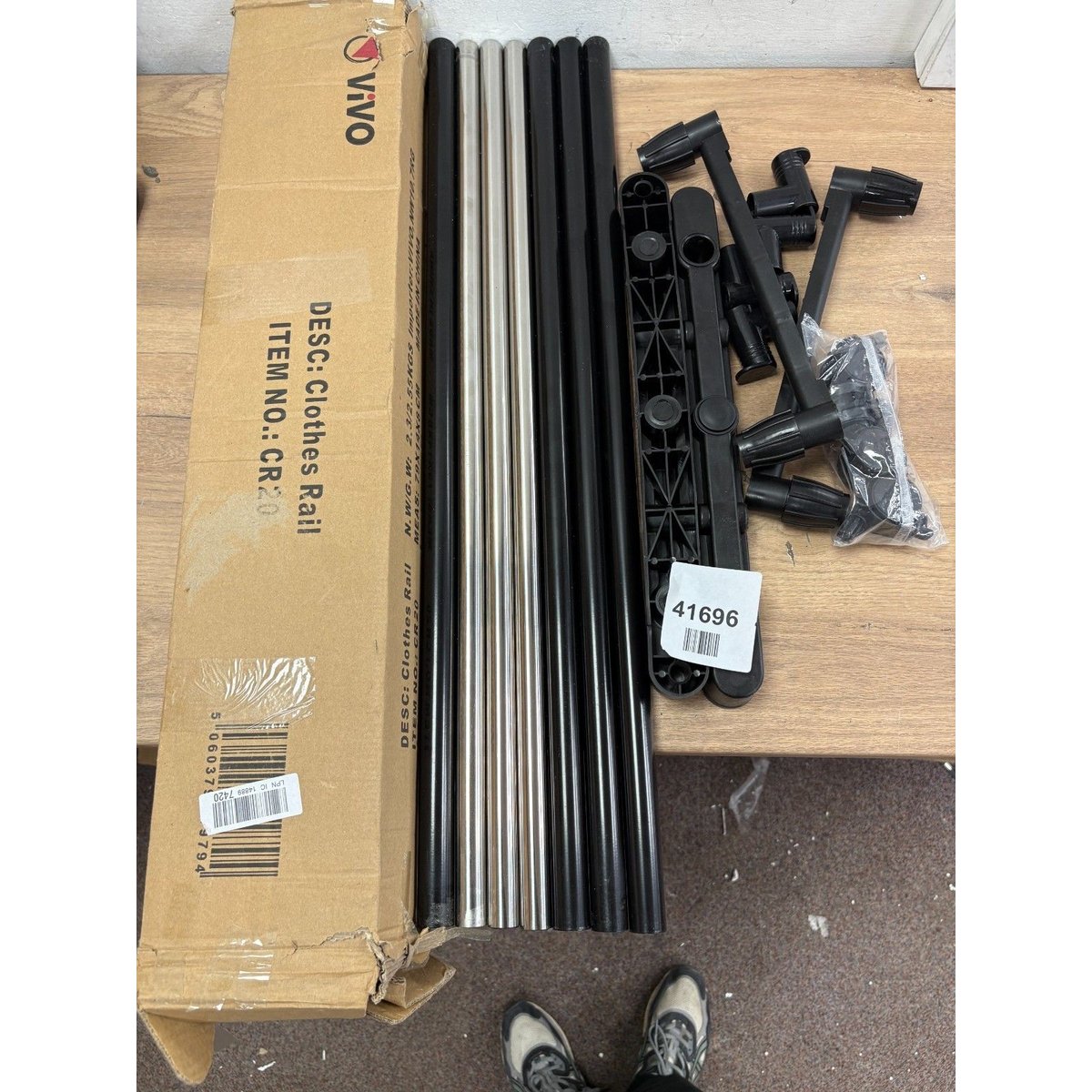 Vivo clothes rail CR20