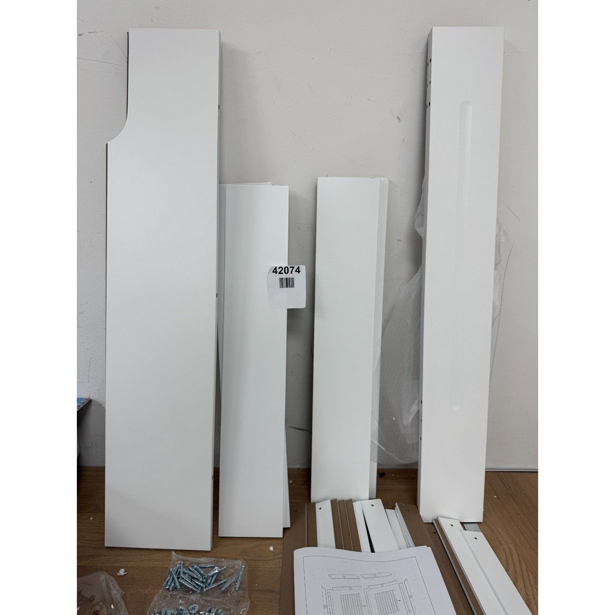 Vida Designs Chelsea Radiator Cover - White - Large