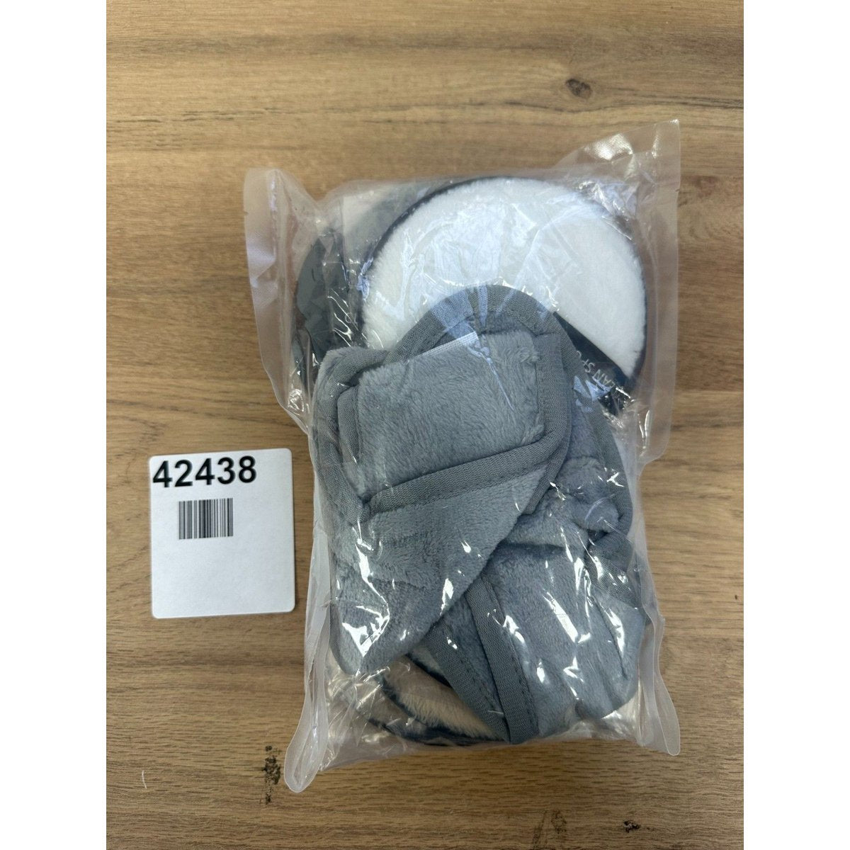 Reusable makeup remover pads