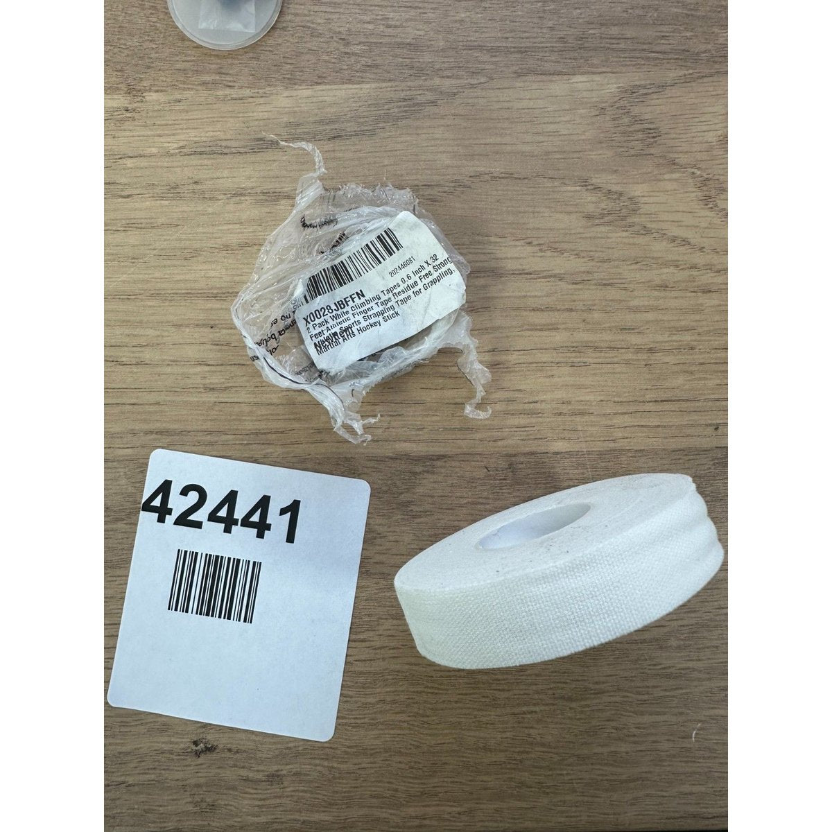 White climbing tapes, feet athletic finger tape 0.6 inch x 32