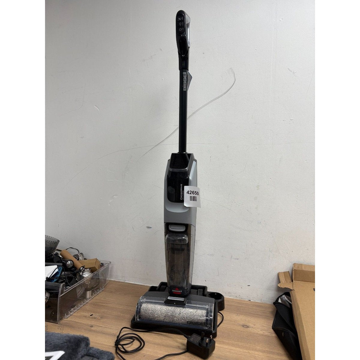 BISSELL CrossWave OmniForce Edge, Cordless Vacuum Cleaner- Read Description