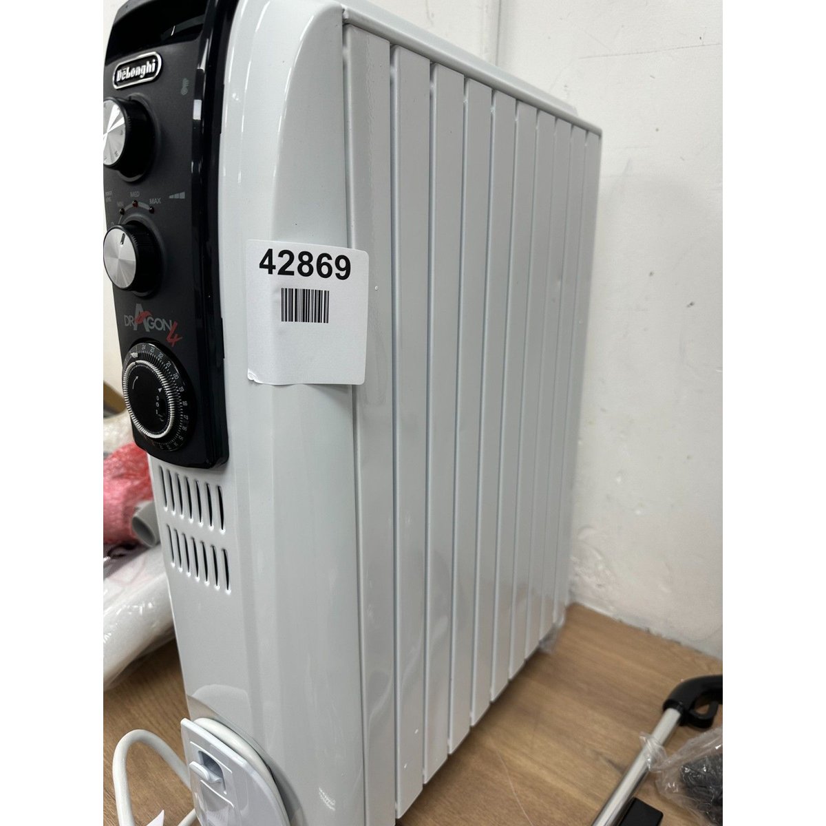 De'Longhi Dragon4 Oil filled radiator - Dented & Plug broken