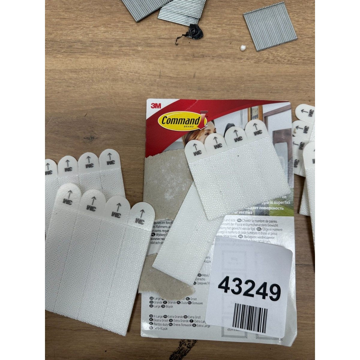 Command Small Picture Hanging Strips