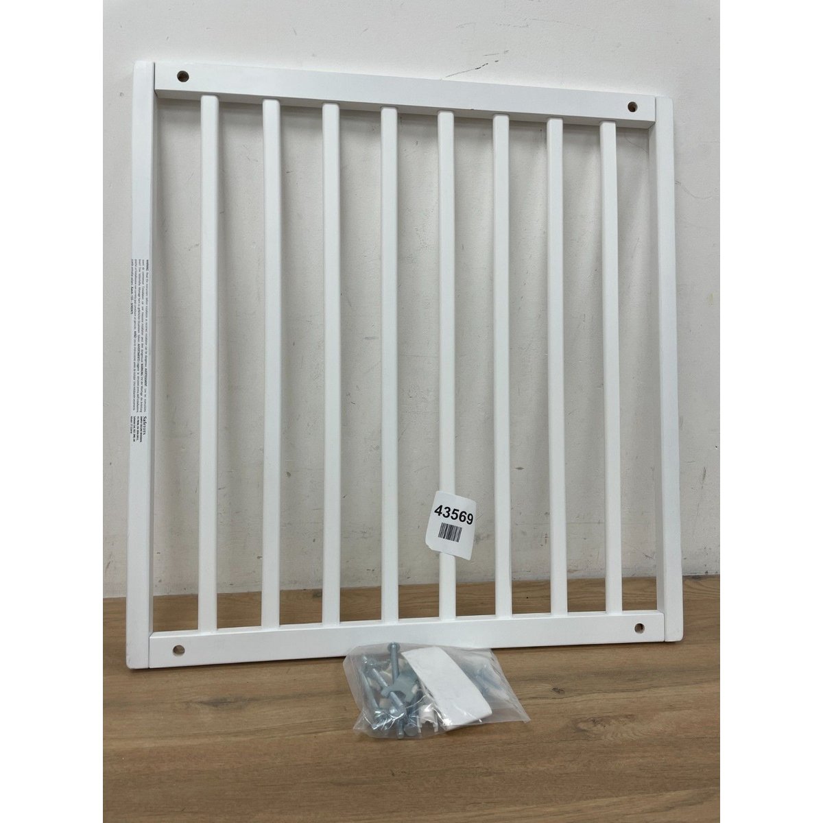 Safetots Simply Secure Wooden Stair Gate, 72cm - 79cm. White Screw Fit Baby Gate