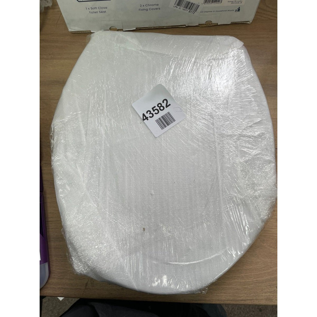 Cuqoo soft close toilet seat