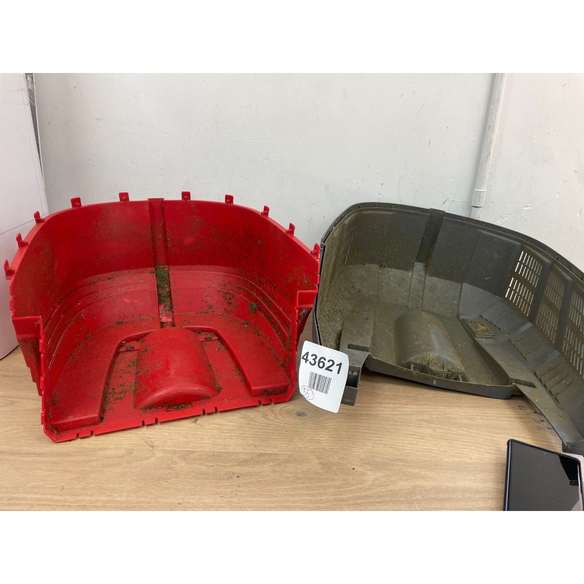 GE-CM 43 Li M Battery Lawn Mower, Red/Black GRASSBOX REPLACEMENT JUST TWO PARTS