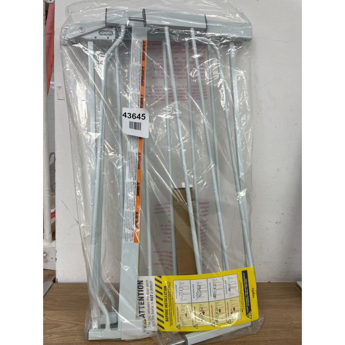 REGALO EASY STEP SAFETY GATE METAL WALK-THROUGH MODEL  1160E DS  WHITE
