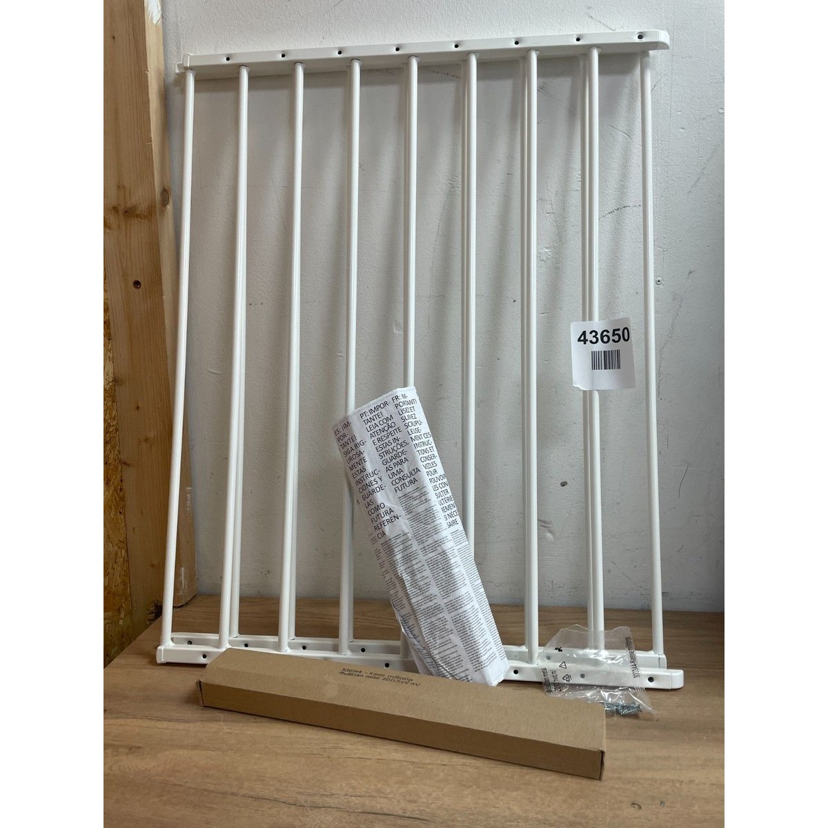 Baby Dan Multidan Extending Metal Safety Gate - White