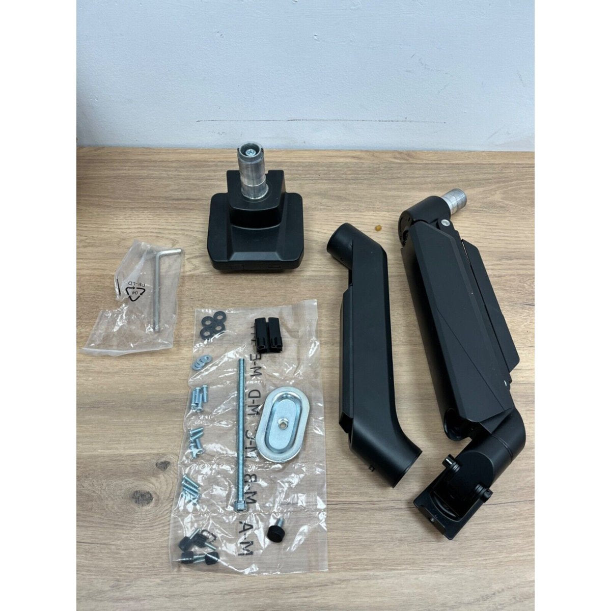 WALI Single Monitor Gas Spring Desk Mount GSM001XL