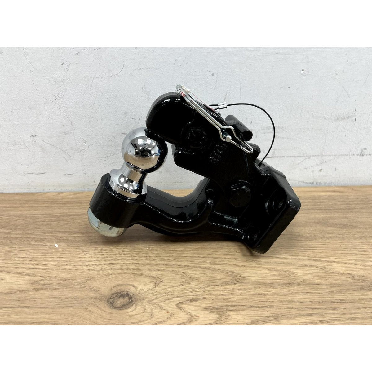 CURT 48180 Pintle Hitch with 1-7/8-Inch Trailer Ball