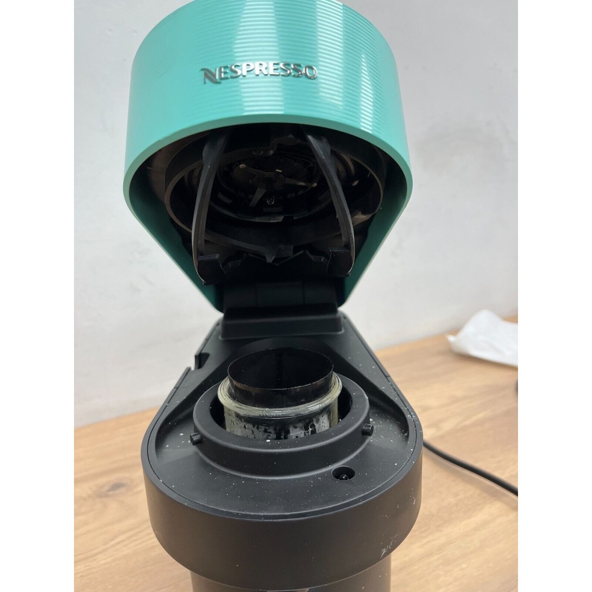 Nespresso by Krups XN920440 Vertuo Pop Pod Coffee Machine 1260 Watt Mint