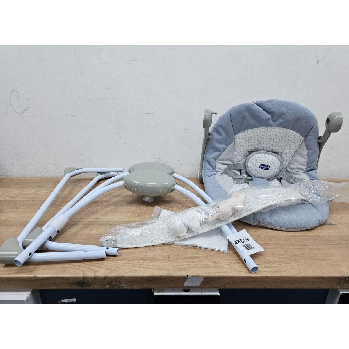 Chicco Swing Relax and Play - Grey