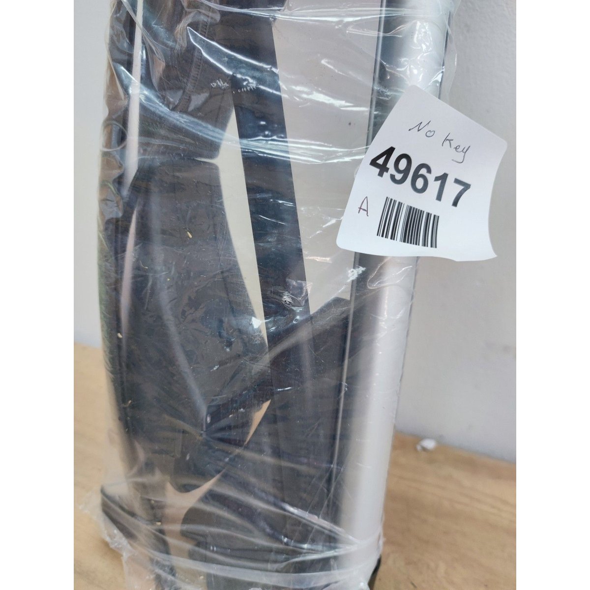 Summit SUM-004 Railing Roof Bars Aluminium Locking- No key